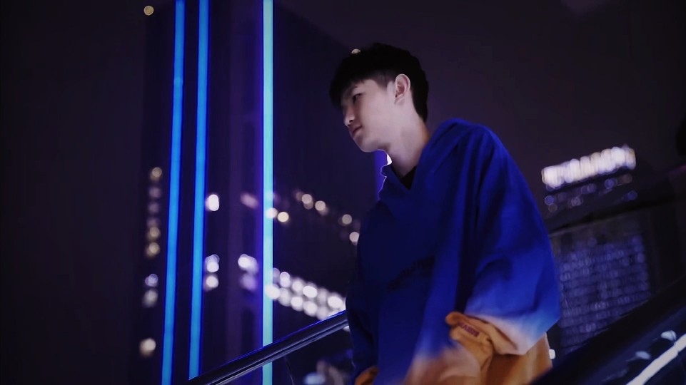 到草皮味 到草皮味